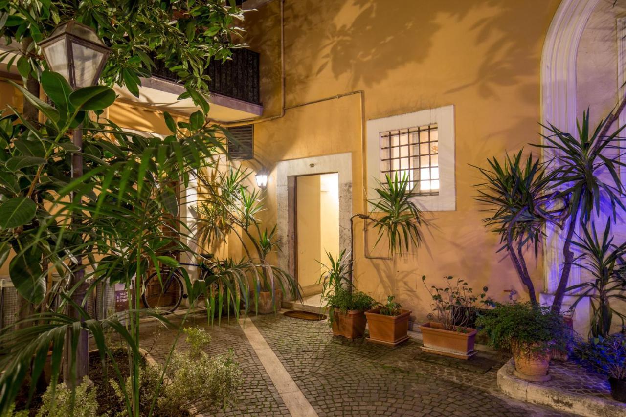 Navona Blue Apartment — Photos 1